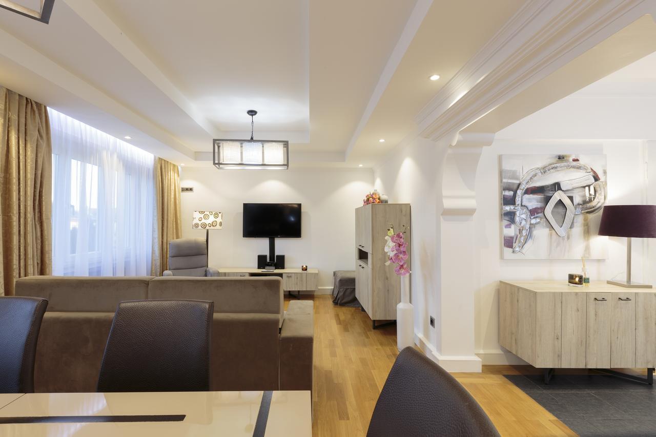 The Queen Luxury Apartments - Villa Giada Luxembourg Exterior photo